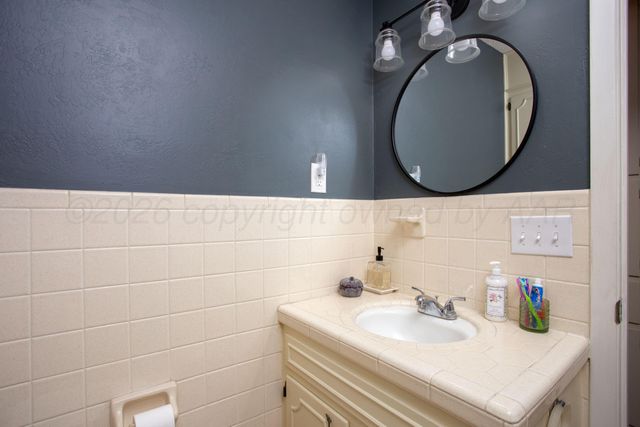 6704 JAMESON Road, Amarillo, TX 79106