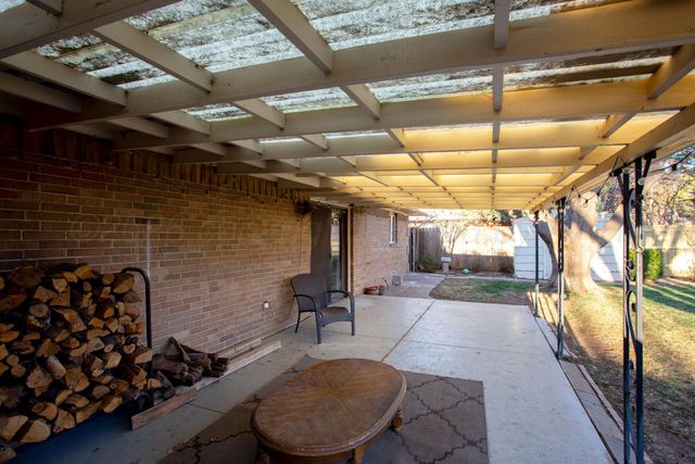 6704 JAMESON Road, Amarillo, TX 79106