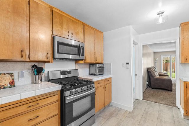 1623 Albany Ave, Modesto, CA 95350