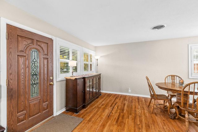 1623 Albany Ave, Modesto, CA 95350