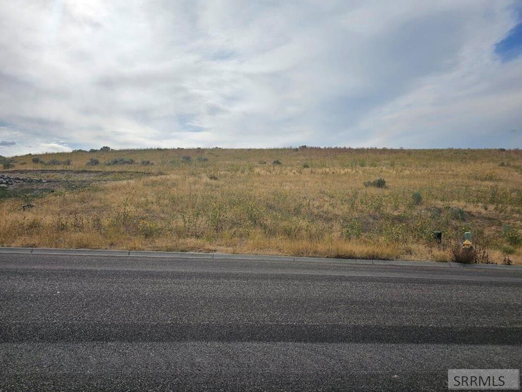 Image 1 of property listing at 1220 Gathe Dr, Pocatello, ID 83204