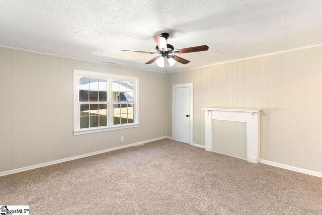 565 Saxon Avenue, Spartanburg, SC 29301