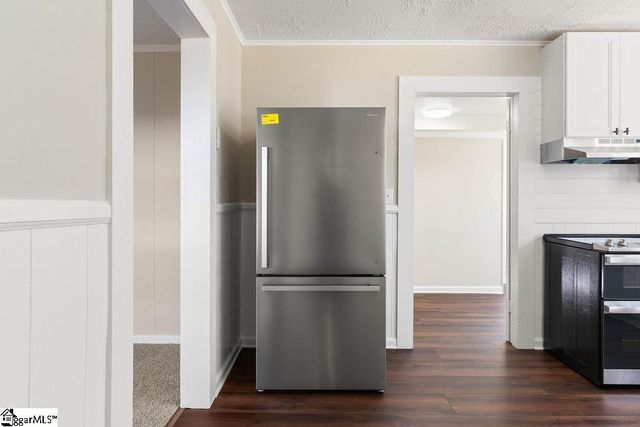 565 Saxon Avenue, Spartanburg, SC 29301