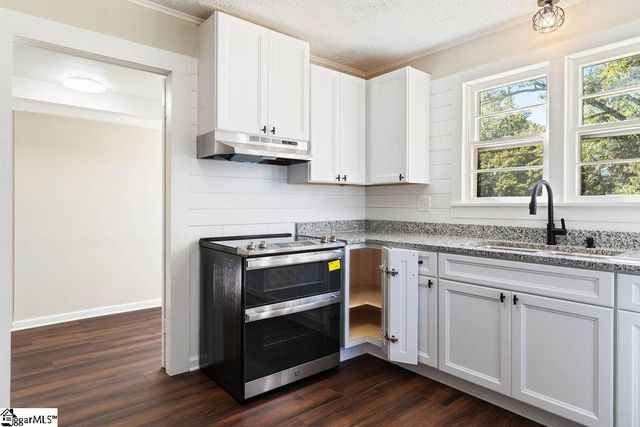 565 Saxon Avenue, Spartanburg, SC 29301