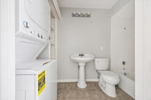 3809 Wakeforest Street, Houston, TX 77098