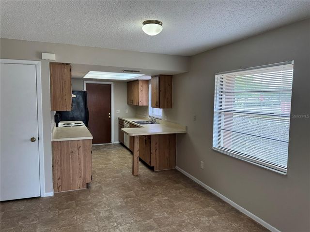 701 KINGS COVE COURT, Orlando, FL 32807