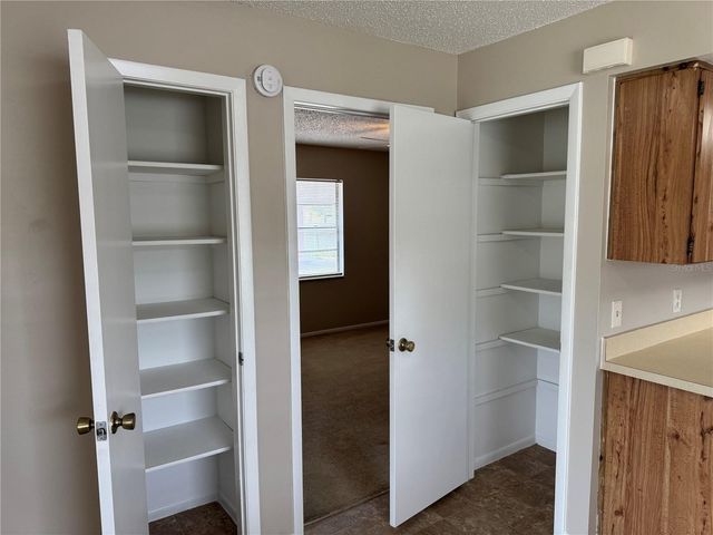 701 KINGS COVE COURT, Orlando, FL 32807