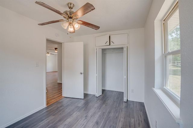 965 Cabin Road, Harrah, OK 73045