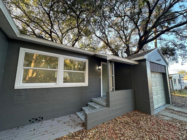 2402 STEVENS AVENUE, Sanford, FL 32771