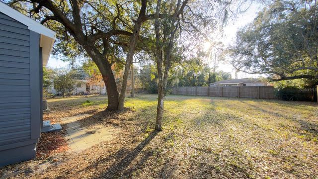 2402 STEVENS AVENUE, Sanford, FL 32771