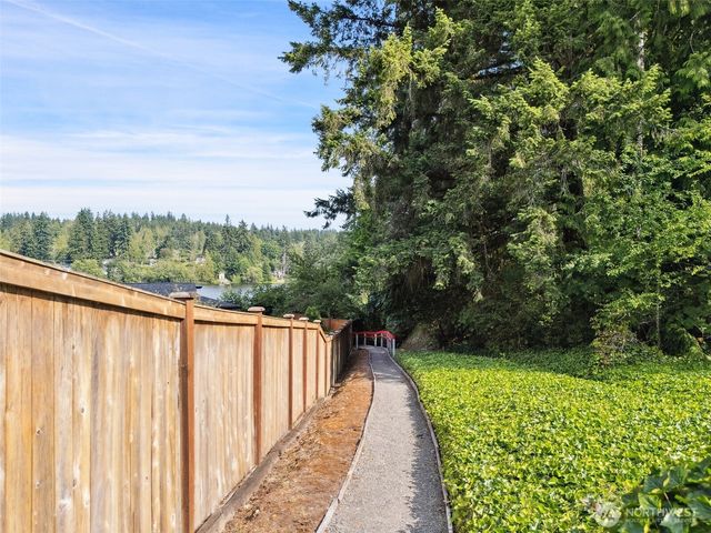 4445 SE Firmont Drive, Port Orchard, WA 98367