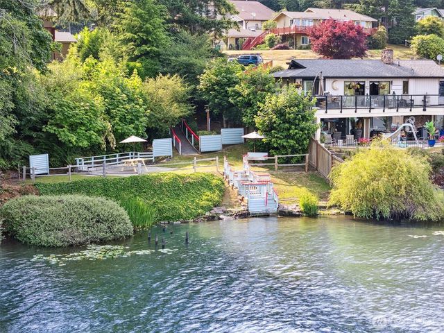 4445 SE Firmont Drive, Port Orchard, WA 98367