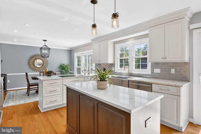 2935 MILLER HEIGHTS RD, Oakton, VA 22124