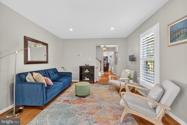 2935 MILLER HEIGHTS RD, Oakton, VA 22124