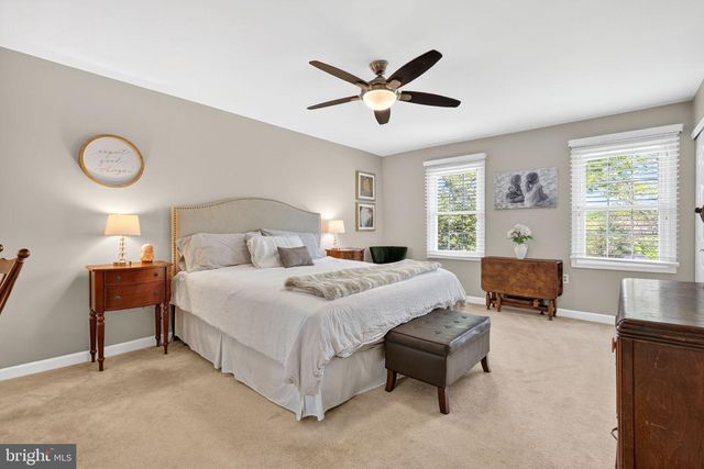 2935 MILLER HEIGHTS RD, Oakton, VA 22124