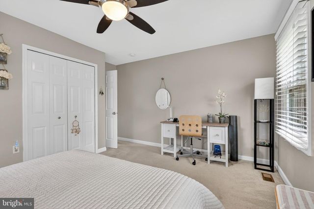 2935 MILLER HEIGHTS RD, Oakton, VA 22124
