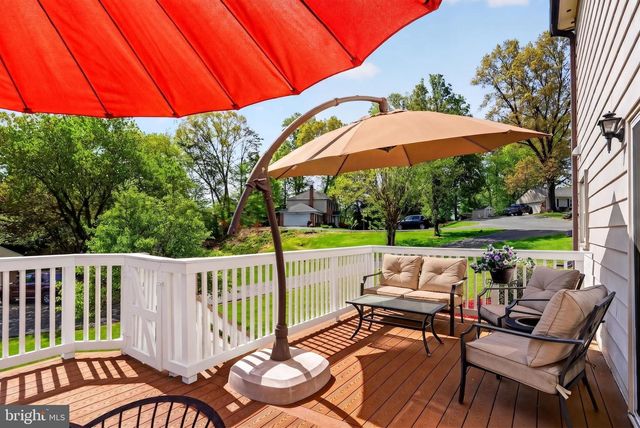 2935 MILLER HEIGHTS RD, Oakton, VA 22124
