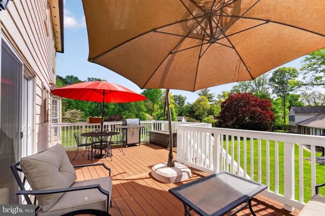 2935 MILLER HEIGHTS RD, Oakton, VA 22124
