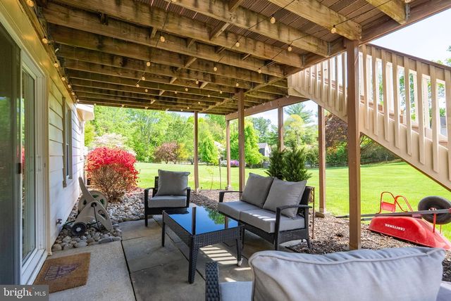 2935 MILLER HEIGHTS RD, Oakton, VA 22124