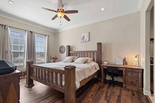 3993 Seaborn Road, Ponder, TX 76259