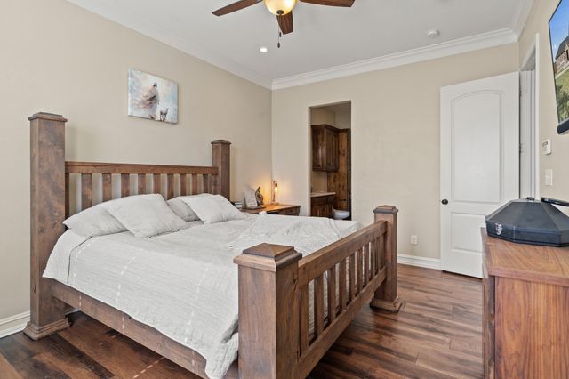 3993 Seaborn Road, Ponder, TX 76259