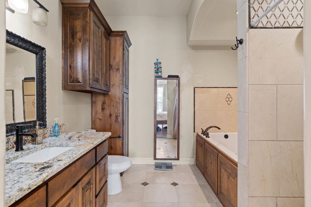 3993 Seaborn Road, Ponder, TX 76259