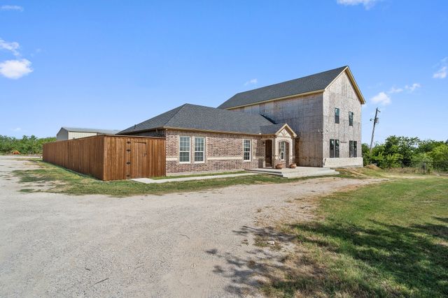 3993 Seaborn Road, Ponder, TX 76259