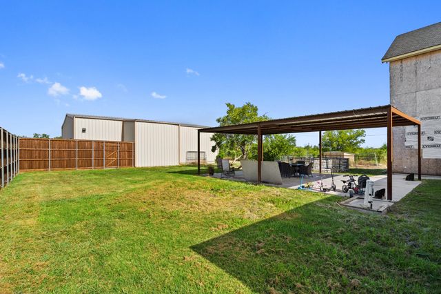 3993 Seaborn Road, Ponder, TX 76259