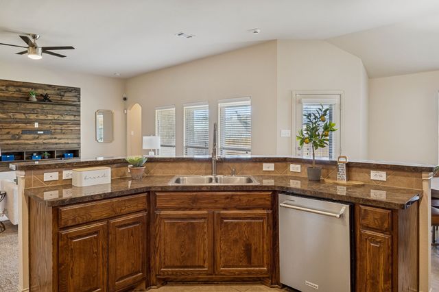 1603 Crescent Oak Street, Wylie, TX 75098