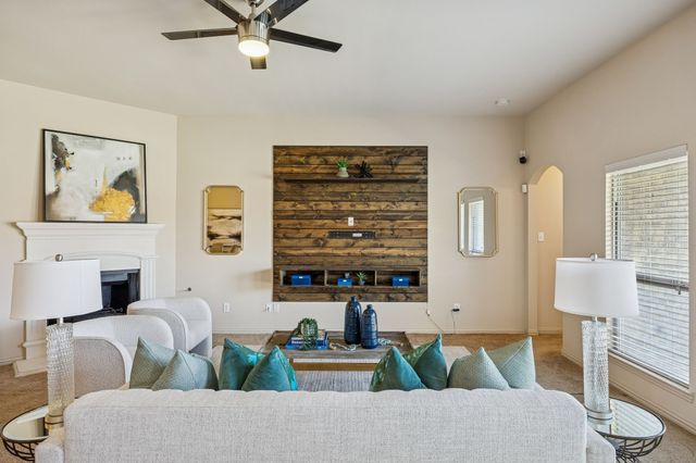 1603 Crescent Oak Street, Wylie, TX 75098