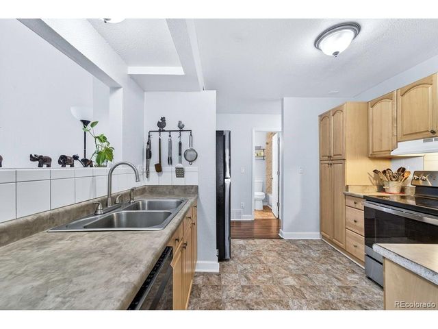 2230 Del Mar Dr, Colorado Springs, CO 80910