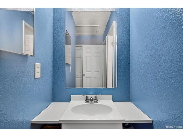 2230 Del Mar Dr, Colorado Springs, CO 80910
