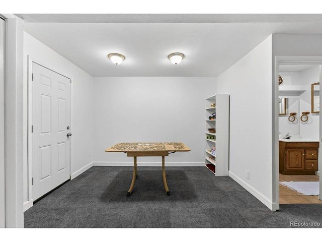2230 Del Mar Dr, Colorado Springs, CO 80910