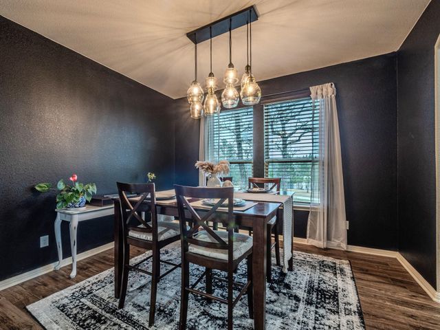 117 Arbor Point DR, Elgin, TX 78621