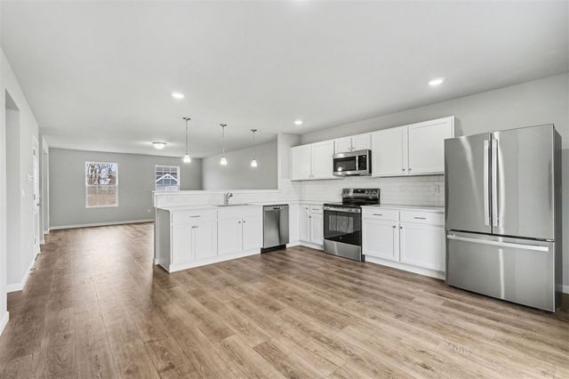 48546 Silver Oaks Boulevard, Mattawan, MI 49071