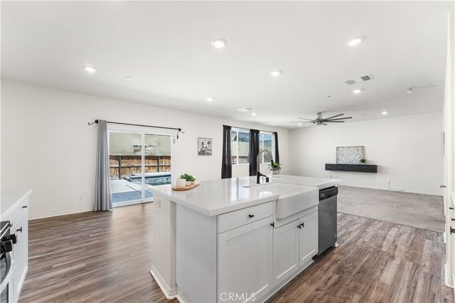 2014 Boxwood, Rosamond, CA 93560