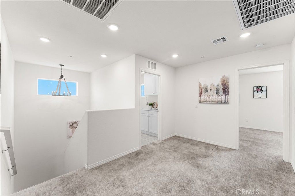 Image 44 of property listing at 2014 Boxwood, Rosamond, CA 93560