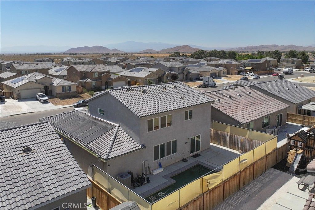 Image 60 of property listing at 2014 Boxwood, Rosamond, CA 93560