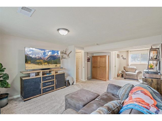 6691 Quay Ct, Arvada, CO 80003