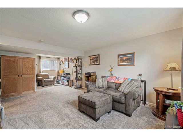 6691 Quay Ct, Arvada, CO 80003