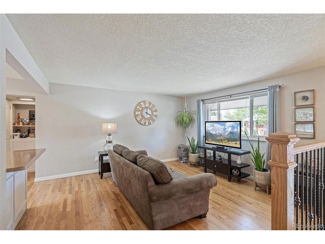 6691 Quay Ct, Arvada, CO 80003