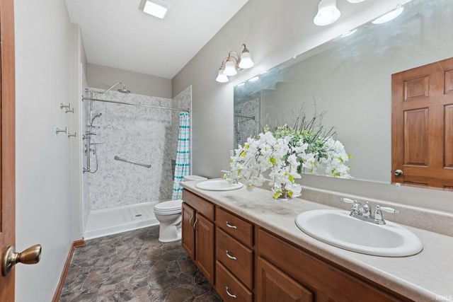 5011 Salt Trail Canyon Pass, Fort Wayne, IN 46808