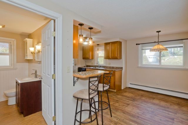 34 Geraldine St, Palmer, MA 01069