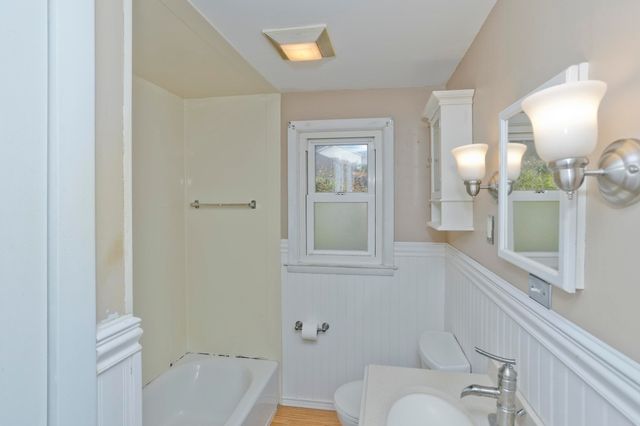 34 Geraldine St, Palmer, MA 01069