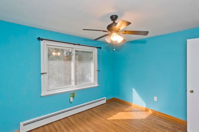 34 Geraldine St, Palmer, MA 01069