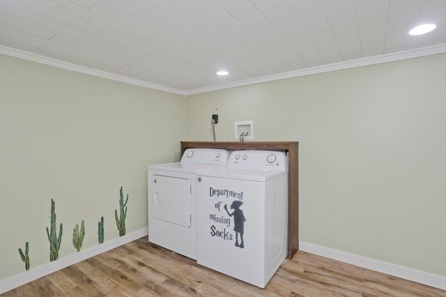 34 Geraldine St, Palmer, MA 01069