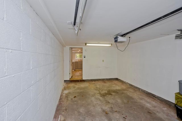 34 Geraldine St, Palmer, MA 01069