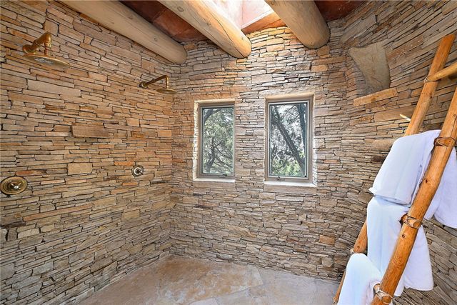 1244 N Summit, Santa Fe, NM 87501