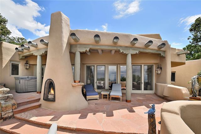 1244 N Summit, Santa Fe, NM 87501