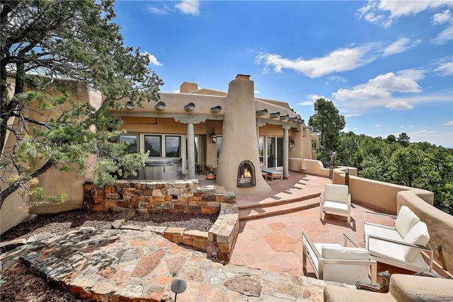 1244 N Summit, Santa Fe, NM 87501